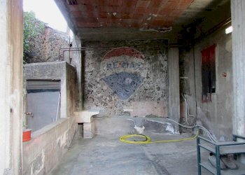 Edificio all\'aperto - Villa Via Rua di Sotto
 
43, San Gregorio di Catania - foto 23