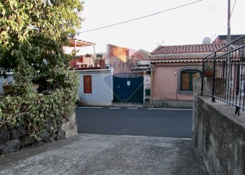 Casa all\'aperto - Villa Via Rua di Sotto
 
43, San Gregorio di Catania - foto 34