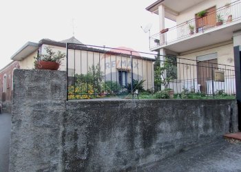 Edificio all\'aperto - Villa Via Rua di Sotto
 
43, San Gregorio di Catania - foto 40