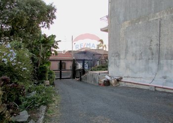 Casa all\'aperto - Villa Via Rua di Sotto
 
43, San Gregorio di Catania - foto 43