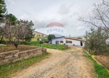 Casa all\'aperto - Villa via della prece
 
snc, Caltagirone - foto 34