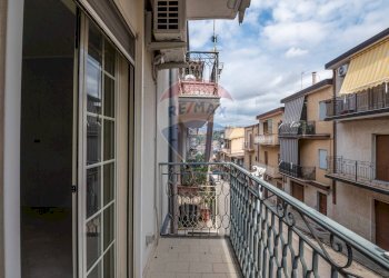 Balcone - Casa semi indipendente Via Vincenzo Bellini
 
6, Mirabella Imbaccari - foto 22