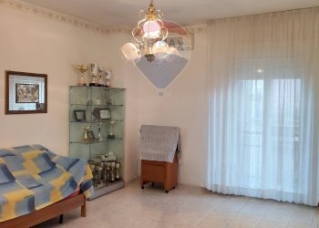 Soggiorno - Appartamento Via Merano
 
5, Paterno - foto 4