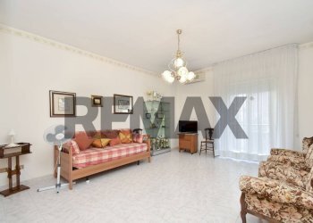 Soggiorno - Appartamento Via Merano
 
5, Paterno - foto 10