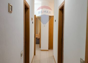 Hall / corridoio - Casa indipendente Via Merano
 
5, Paterno - foto 36