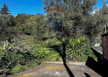Vista delle montagne - Villa Via Vitaliano Brancati
 
17, Viagrande - foto 10