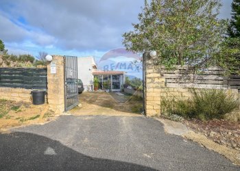 Casa all\'aperto - Villa Via Antonio Gravina Bellicoso
 
snc, Caltagirone - foto 1
