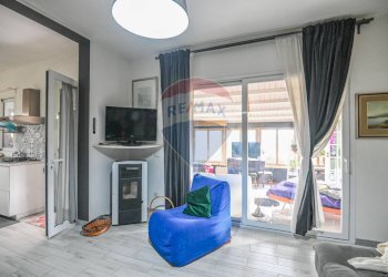 Soggiorno - Villa Via Antonio Gravina Bellicoso
 
snc, Caltagirone - foto 16