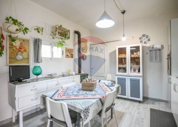 Sala da pranzo - Villa Via Antonio Gravina Bellicoso
 
snc, Caltagirone - foto 22