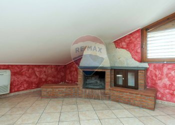 Soggiorno - Attico Via Rua
 
8/10, Aci Catena - foto 3