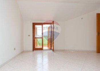 Stanza vuota - Attico Via Rua
 
8/10, Aci Catena - foto 11