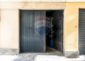 Edificio all\'aperto - Shop Piazza Principessa Iolanda
 
5, Catania - photo 15