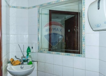 Bagno - Shop Piazza Principessa Iolanda
 
5, Catania - photo 21