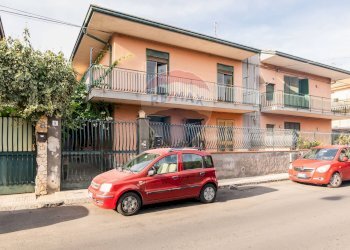 Edificio all\'aperto - Casa indipendente via salerno
 
6, Misterbianco - foto 1