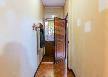 Hall / corridoio - Casa indipendente via salerno
 
6, Misterbianco - foto 24