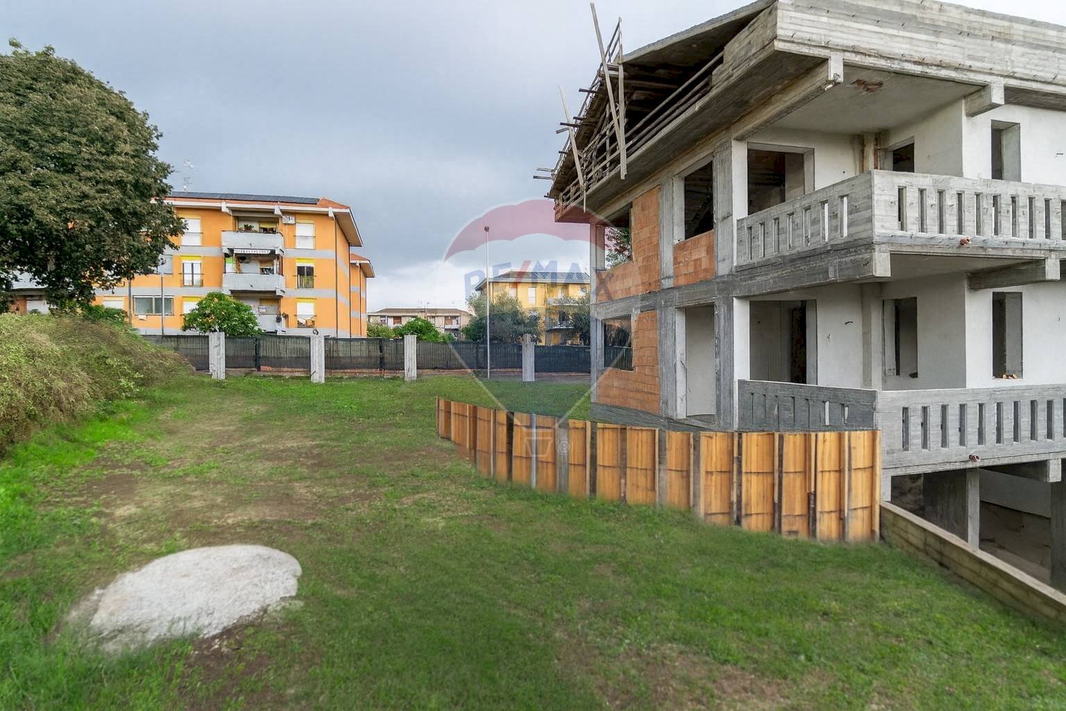 Casa all\'aperto - Villa a Schiera Corso Europa
 
snc, Riposto - foto 2