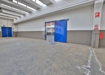 Parcheggio - Capannone Via Fermi, Cilavegna - foto 14