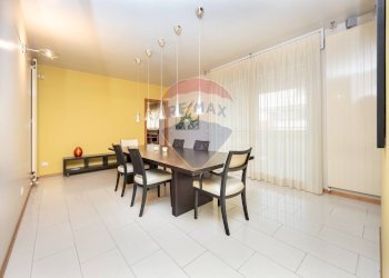 Sala da pranzo - Attico piazza de gasperi, Gorgonzola - foto 9