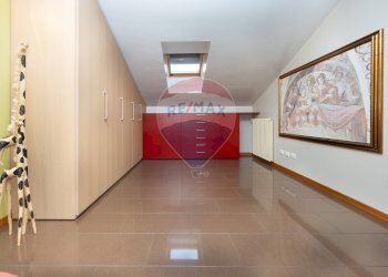 Hall / corridoio - Attico piazza de gasperi, Gorgonzola - foto 29