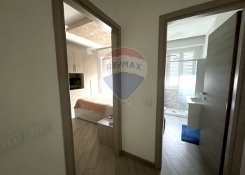 Hall / corridoio - Bilocale Via Cinque Maggio
 
23/27, Milano - foto 12