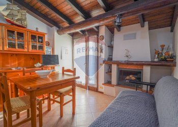 Sala da pranzo - Casa semi indipendente Via al Lago
 
83, Ranzanico - foto 1