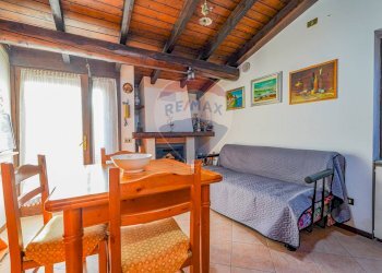 Sala da pranzo - Casa semi indipendente Via al Lago
 
83, Ranzanico - foto 2