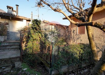 Edificio all\'aperto - Casa semi indipendente Via al Lago
 
83, Ranzanico - foto 17