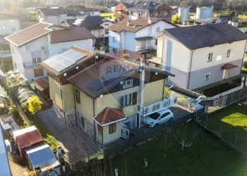 Documenti - Villa Costa Volpino - foto 2