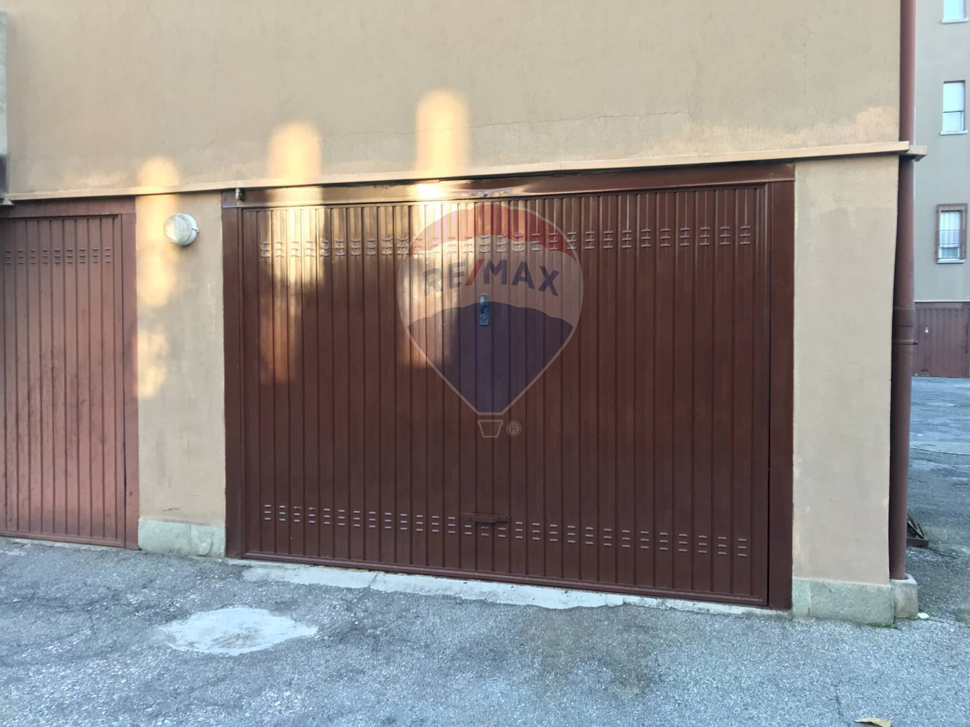 Edificio all\'aperto - Box Via Vittorio Veneto
 
2/d, Bonate Sotto - photo 2