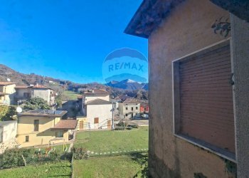 Edificio all\'aperto - Casa indipendente Gaverina Terme - foto 15