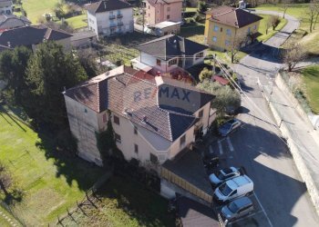 Edificio all\'aperto - Casa indipendente Gaverina Terme - foto 49