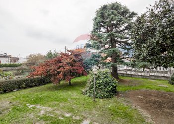 Giardino - Quadrilocale via Cesare Pavese
 
3, Sangano - foto 5