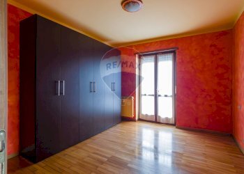 Camera / camera da letto - Quadrilocale via Cesare Pavese
 
3, Sangano - foto 11