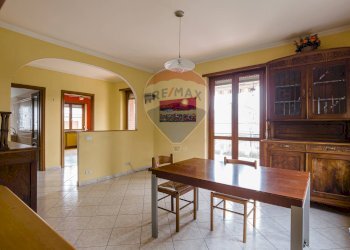 Sala da pranzo - Quadrilocale via Cesare Pavese
 
3, Sangano - foto 23