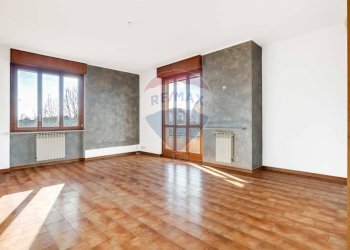 Stanza vuota - Trilocale Via Campania
 
13, Legnano - foto 1