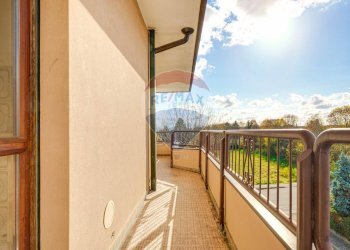 Balcone - Trilocale Via Campania
 
13, Legnano - foto 16