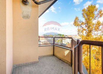 Balcone - Trilocale Via Campania
 
13, Legnano - foto 17