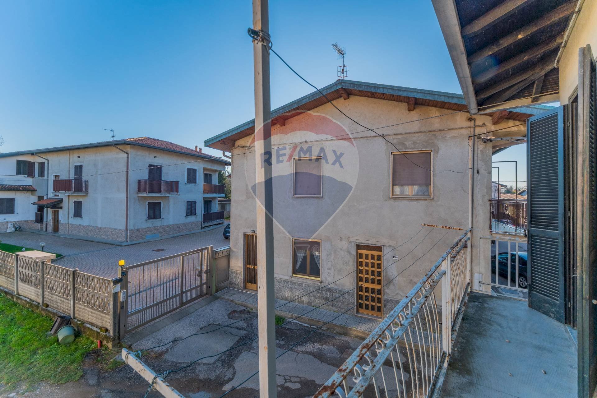 Balcone - Casa semi indipendente via Frazione Fornaci
110, Fagnano Olona - foto 3