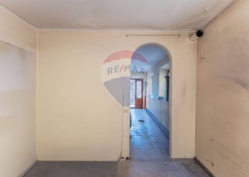 Hall / corridoio - Casa semi indipendente via Frazione Fornaci
 
110, Fagnano Olona - foto 13