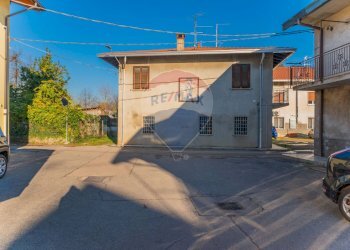 Casa all\'aperto - Casa semi indipendente via Frazione Fornaci
 
110, Fagnano Olona - foto 21
