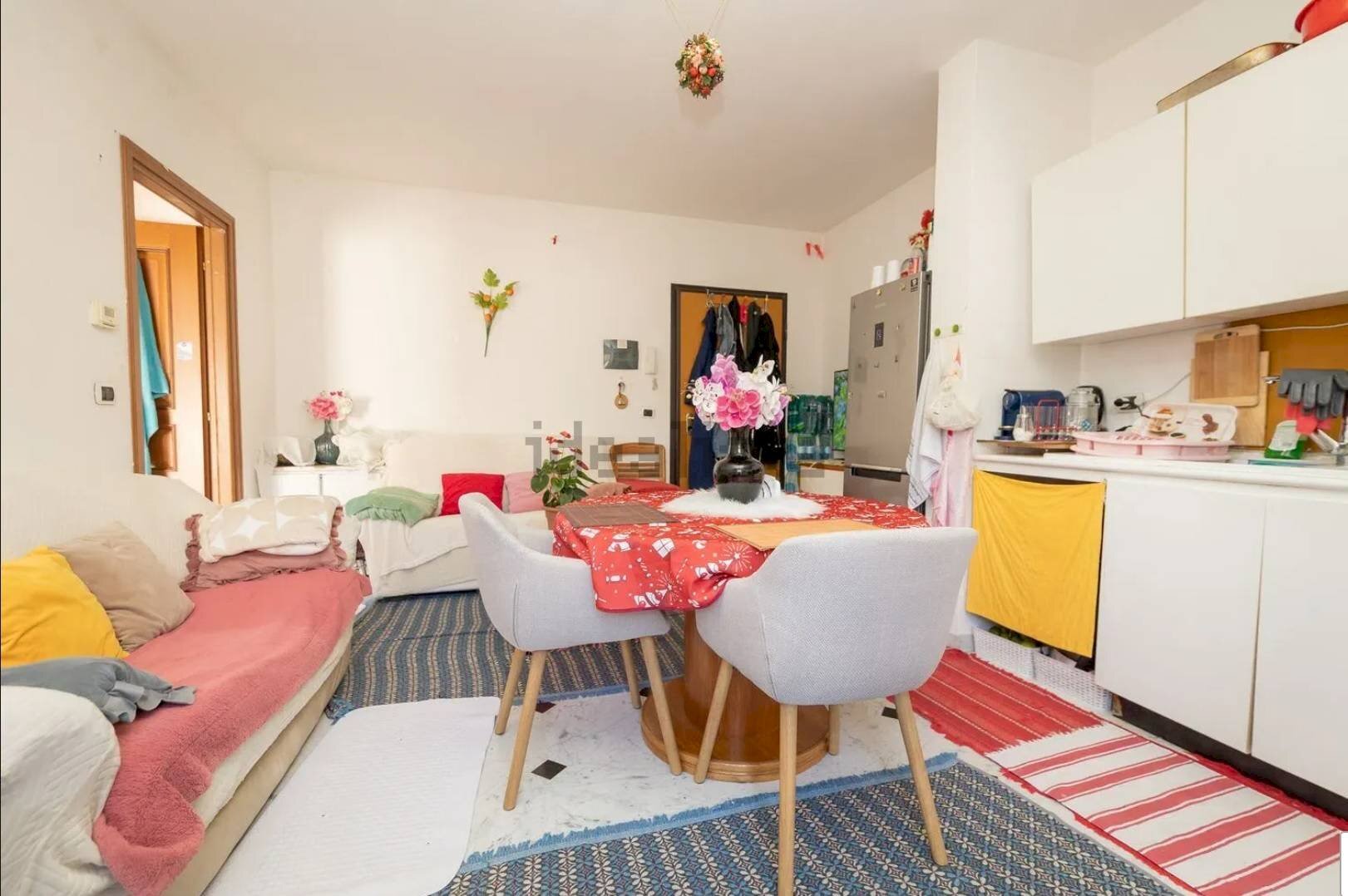 Foto 2 - Bilocale PIAZZA COLOMBO
 
9, San Colombano Certenoli - foto 2