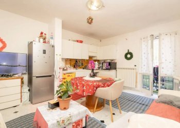 Foto 10 - Bilocale PIAZZA COLOMBO
 
9, San Colombano Certenoli - foto 7