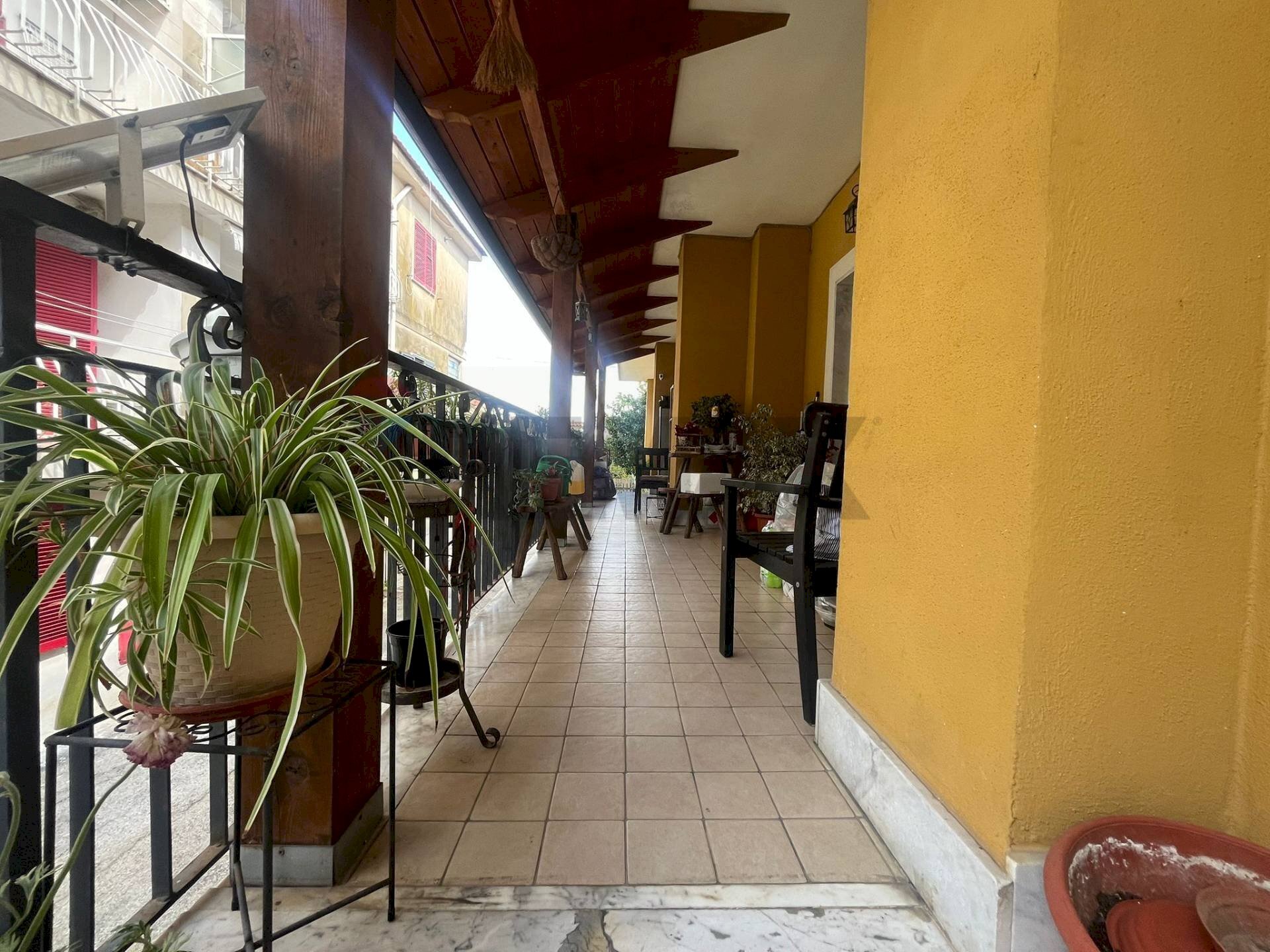 Balcone - Semi-detached house via Nuova detta Palmentiello
 
133, Napoli - photo 3