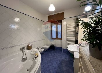 Bagno - Casa semi indipendente via Nuova detta Palmentiello
133, Napoli - foto 24
