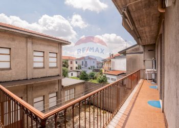 Balcone - Casa semi indipendente Via Garibaldi
 
11, Dairago - foto 17