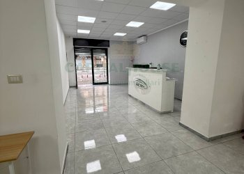 Foto 2 - Locale Commerciale Corso Umberto I, Marigliano - foto 2