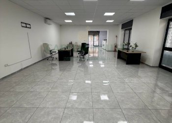 Foto 3 - Locale Commerciale Corso Umberto I, Marigliano - foto 3