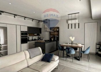 Sala da pranzo - Appartamento via Catania
 
24, Bagheria - foto 2