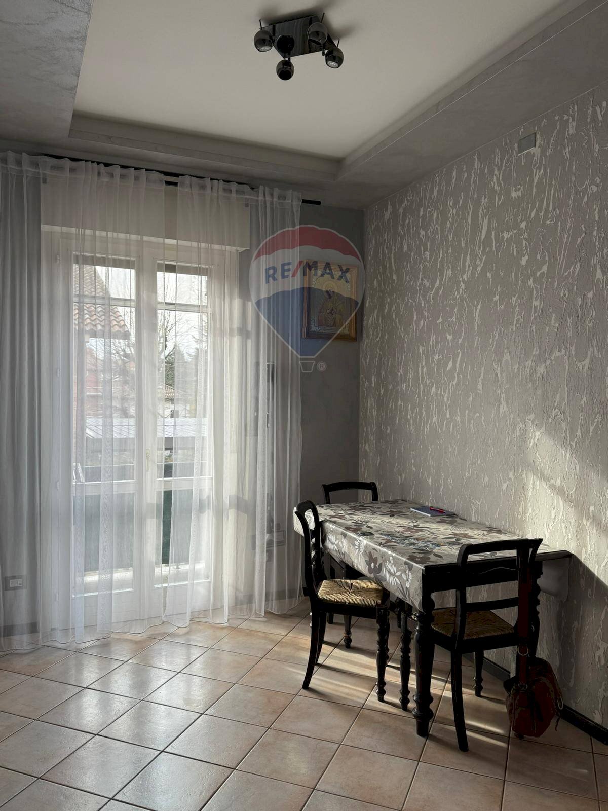 Sala da pranzo - Quadrilocale Via Telemaco Dall'ara
3, Reggio nell'Emilia - foto 2