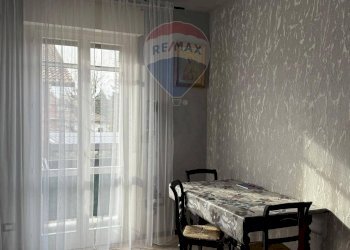 Sala da pranzo - Quadrilocale Via Telemaco Dall'ara
 
3, Reggio nell'Emilia - foto 2